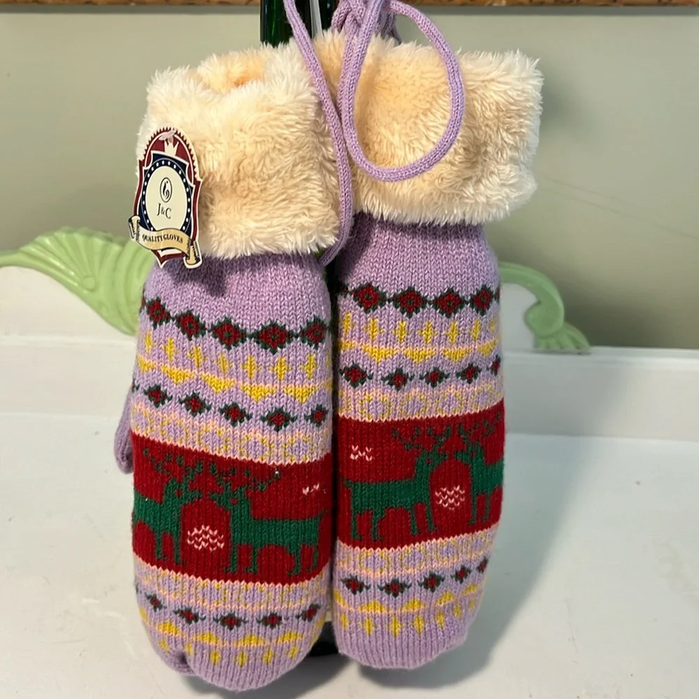 J & C Deer Soft and Cozy Mittens NEW WITH TAGS